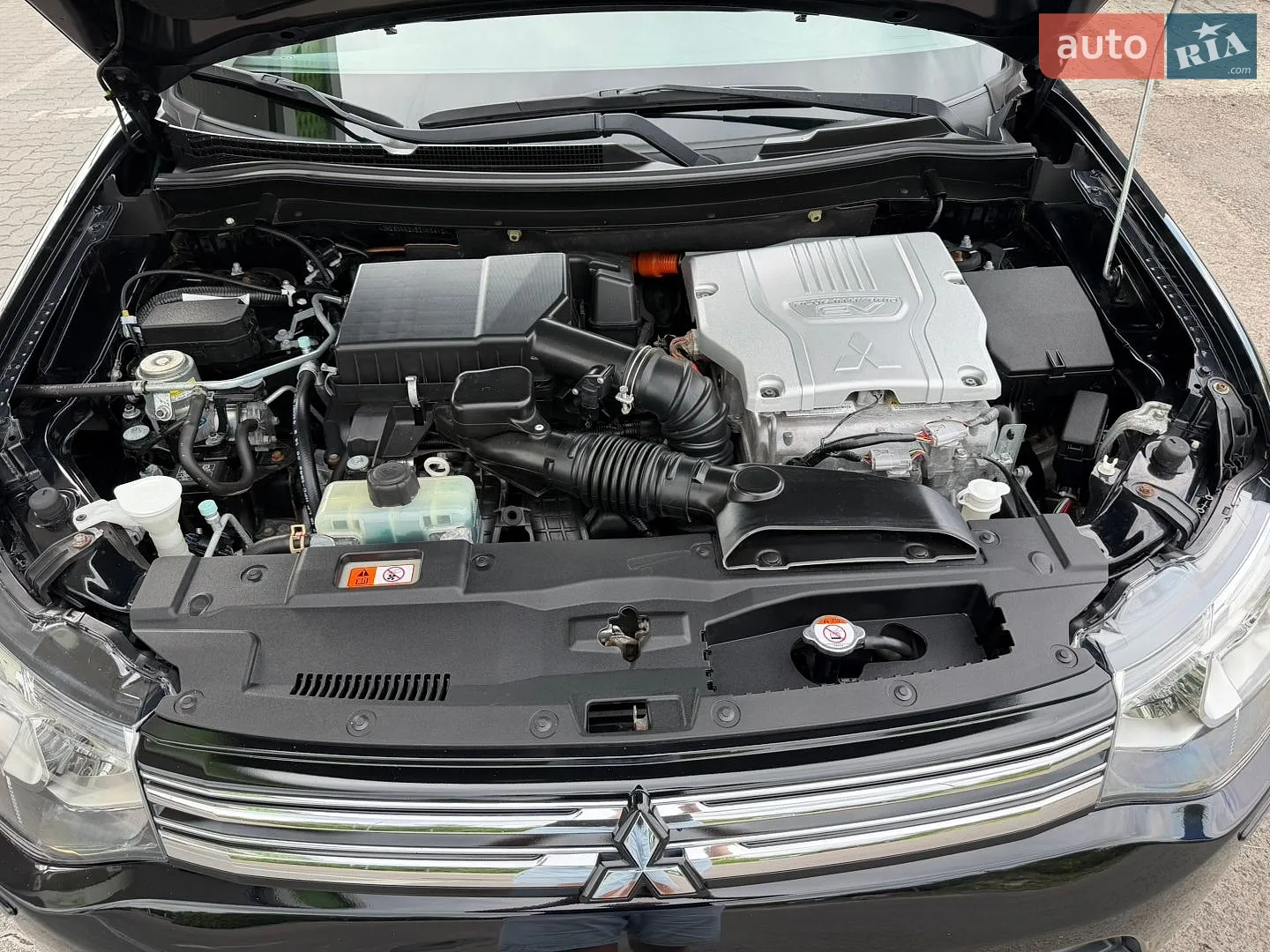 2014 Mitsubishi Outlander - мініатюра 116