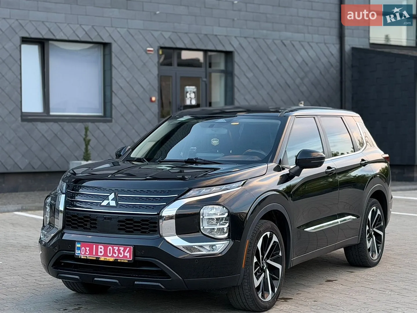 2022 Mitsubishi Outlander - мініатюра 5