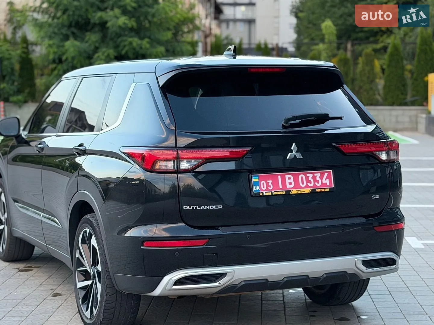 2022 Mitsubishi Outlander - мініатюра 13