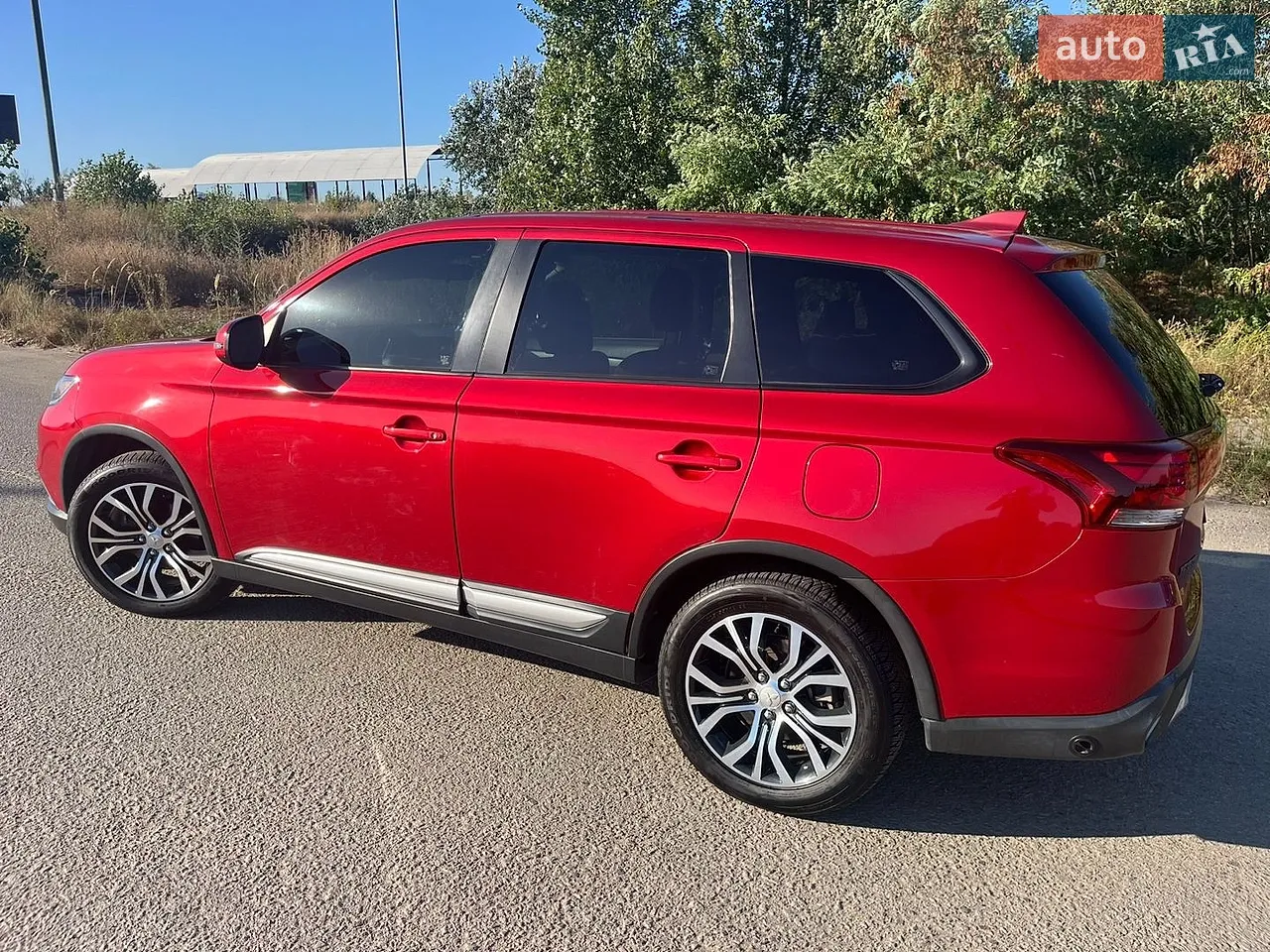 2019 Mitsubishi Outlander - мініатюра 28