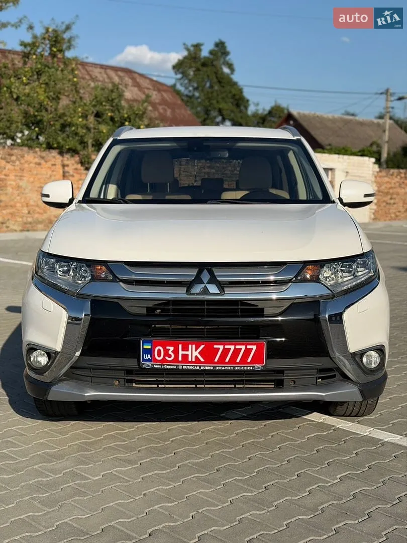 2016 Mitsubishi Outlander - мініатюра 3