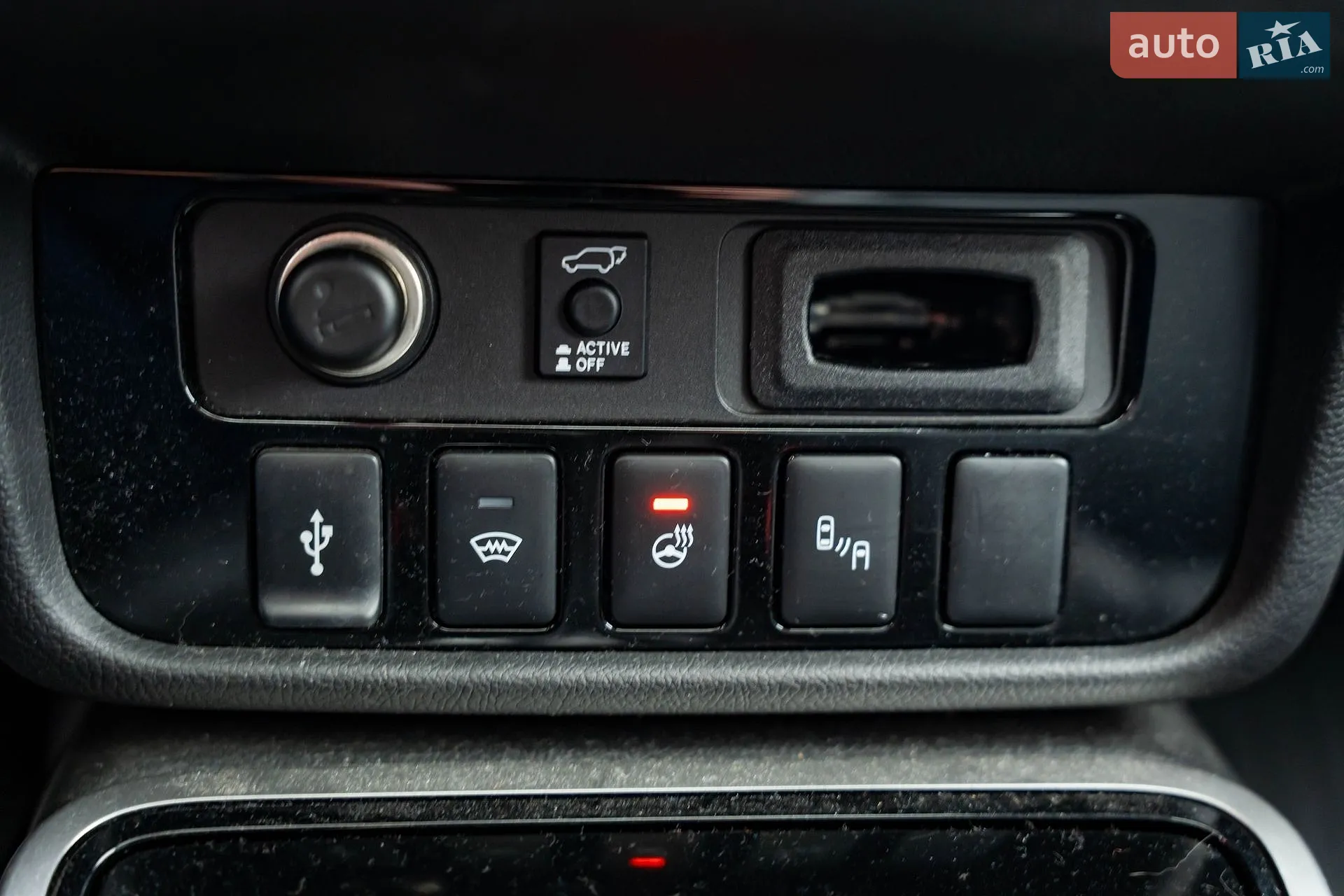 2018 Mitsubishi Outlander - мініатюра 21