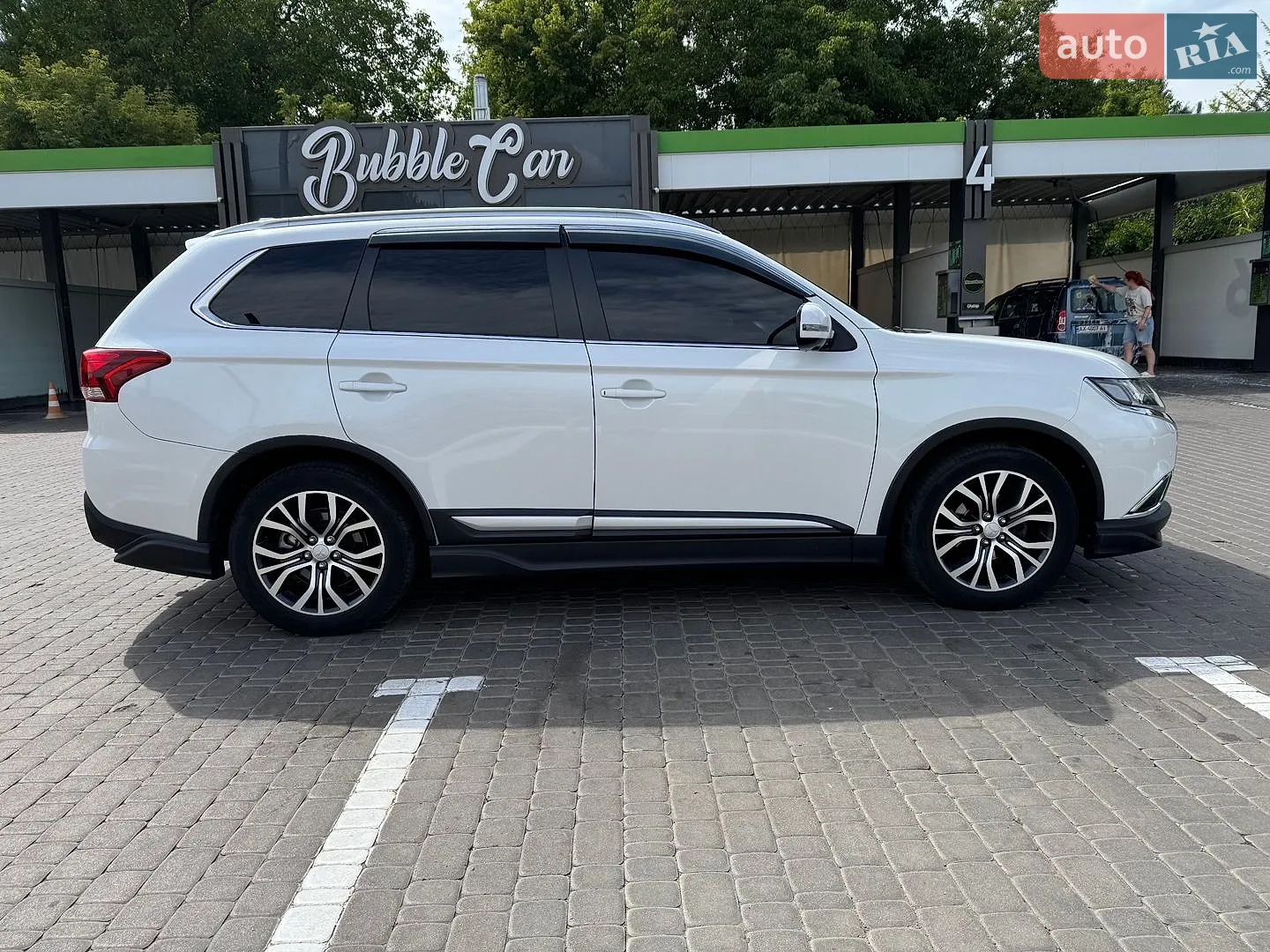 2017 Mitsubishi Outlander - мініатюра 5