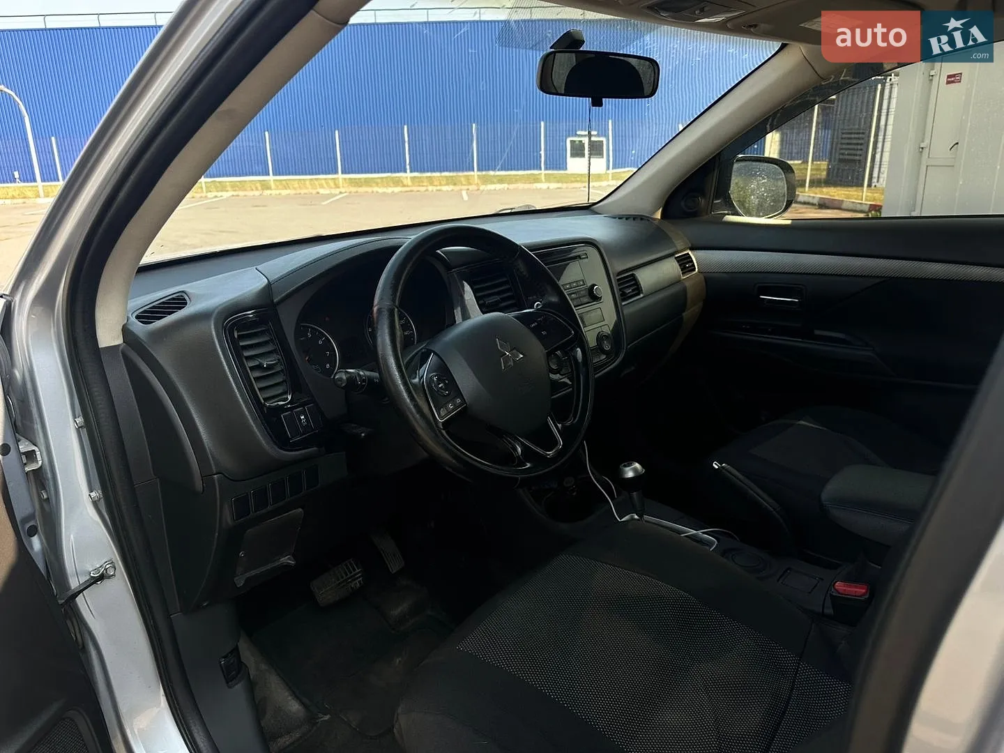 2016 Mitsubishi Outlander - мініатюра 10