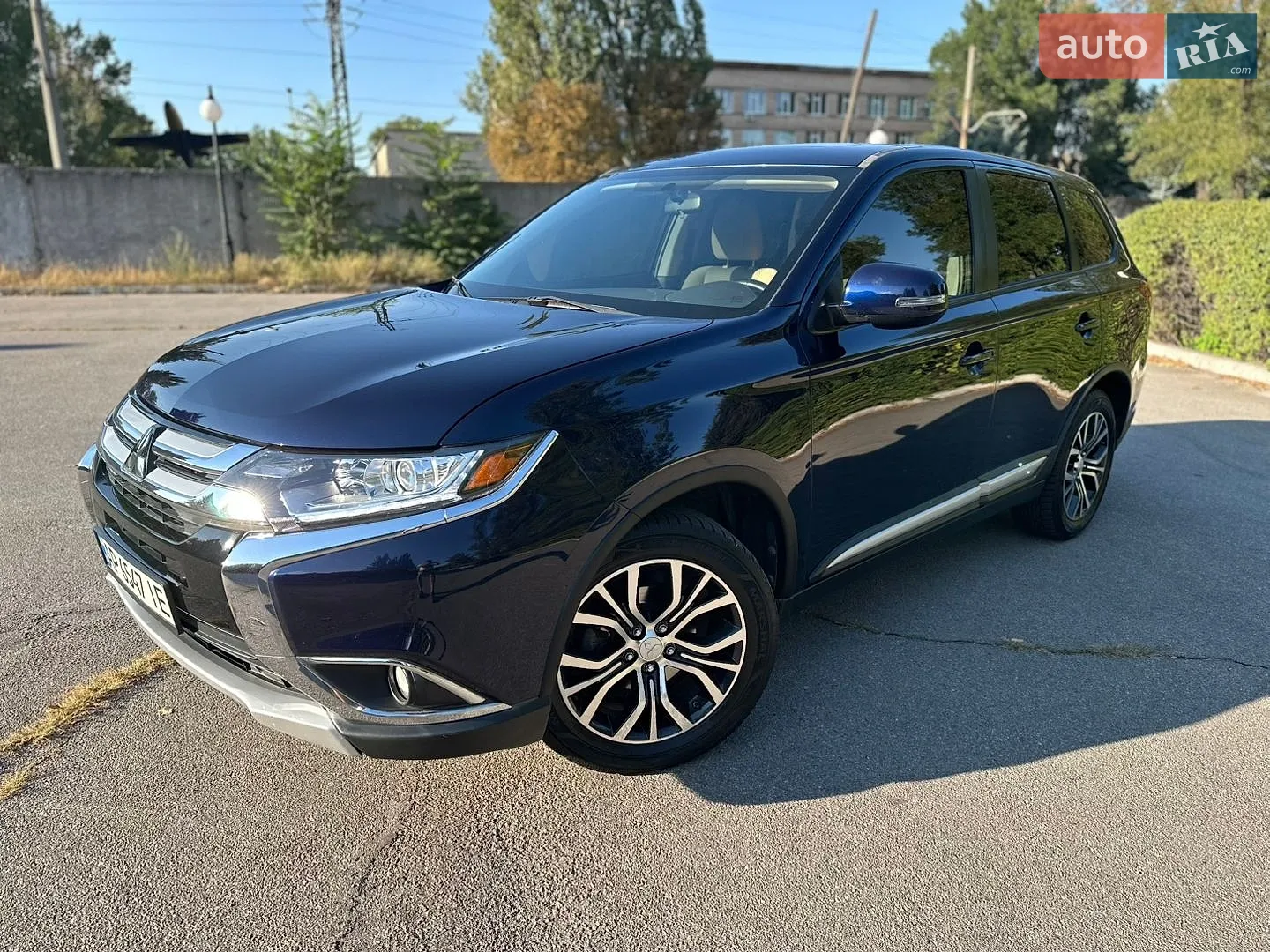 2016 Mitsubishi Outlander - мініатюра 2