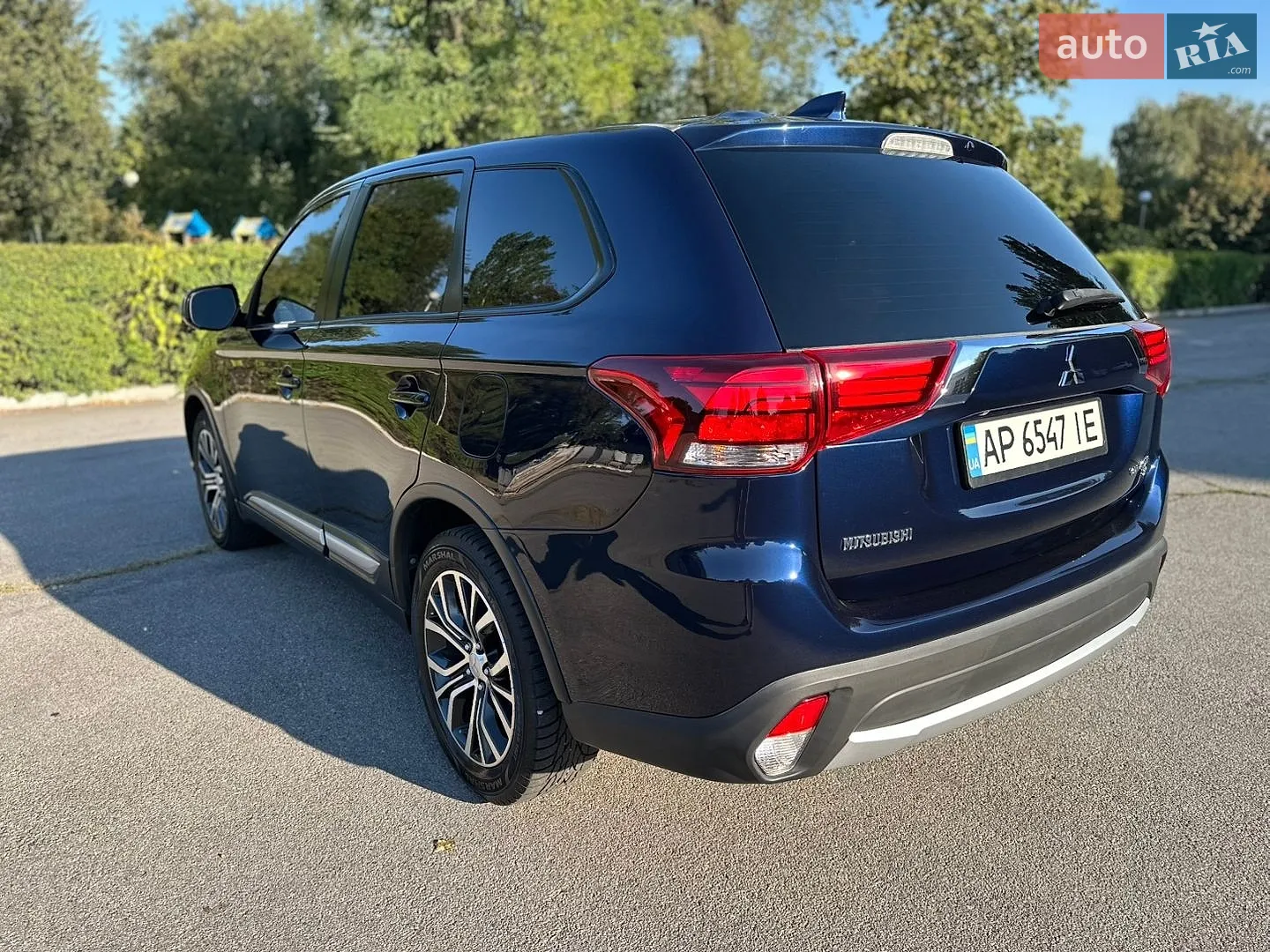 2016 Mitsubishi Outlander - мініатюра 17