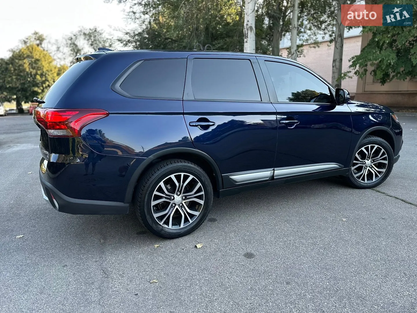 2016 Mitsubishi Outlander - мініатюра 24