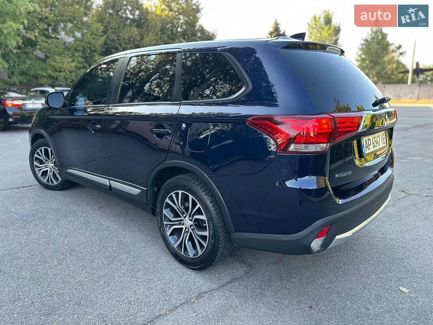 2016 Mitsubishi Outlander - мініатюра 26