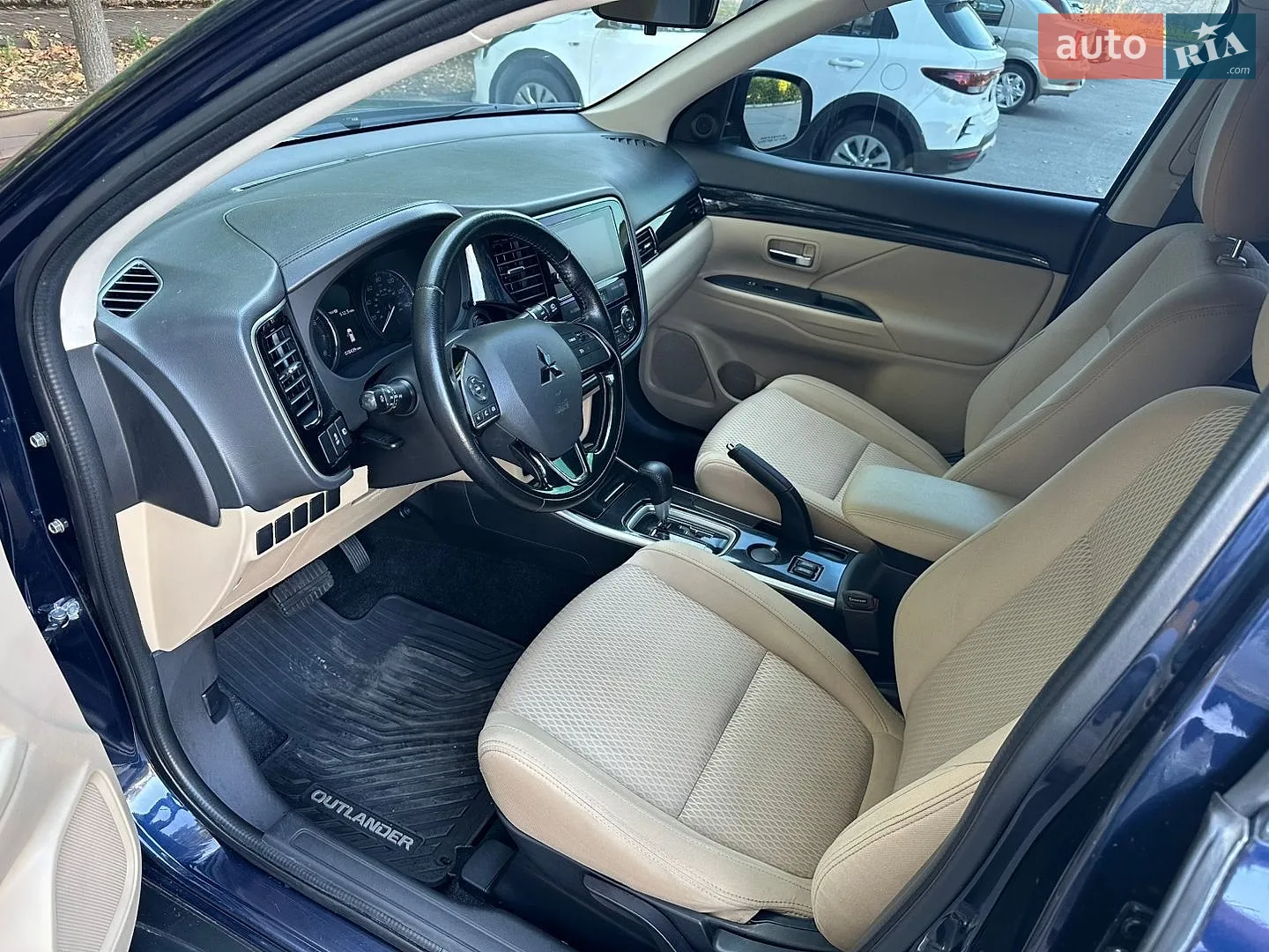 2016 Mitsubishi Outlander - мініатюра 43