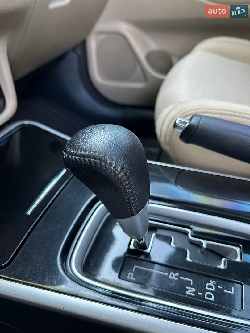 2016 Mitsubishi Outlander - мініатюра 62