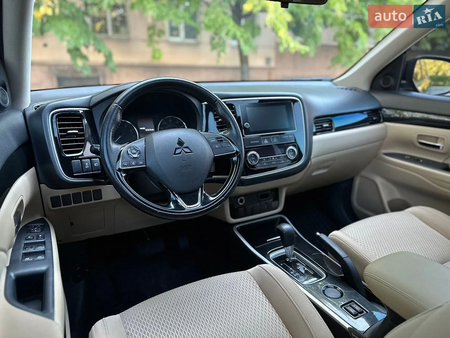 2016 Mitsubishi Outlander - мініатюра 66