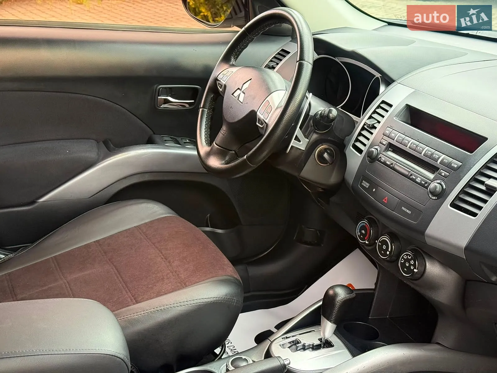 2012 Mitsubishi Outlander - мініатюра 21