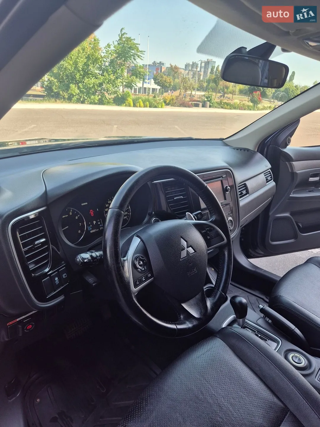 2013 Mitsubishi Outlander - мініатюра 21