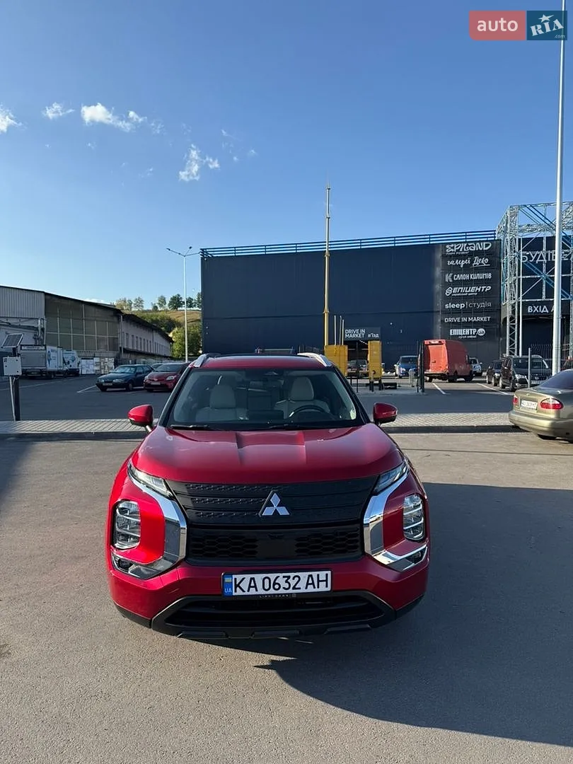 2022 Mitsubishi Outlander - мініатюра 20