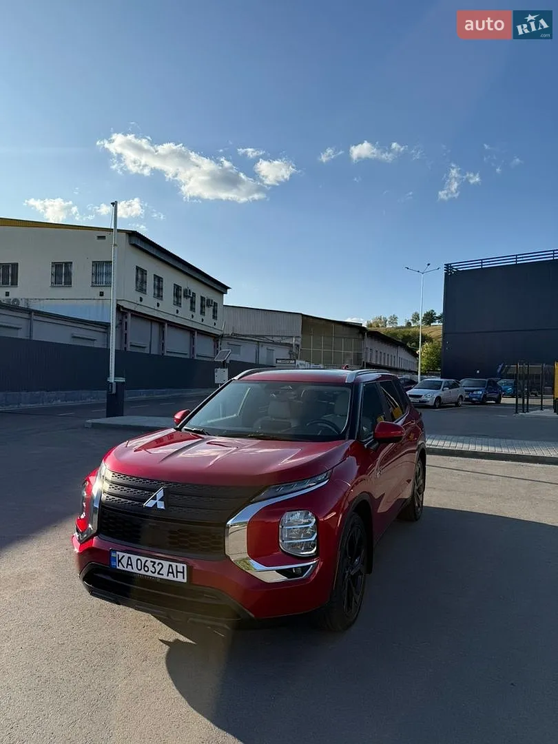 2022 Mitsubishi Outlander - мініатюра 18