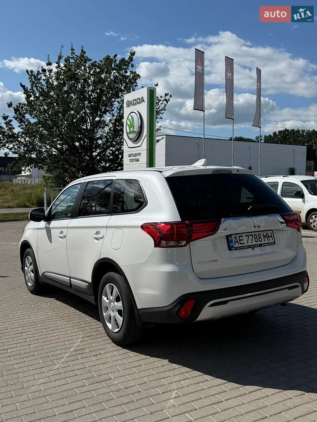 2023 Mitsubishi Outlander - мініатюра 4