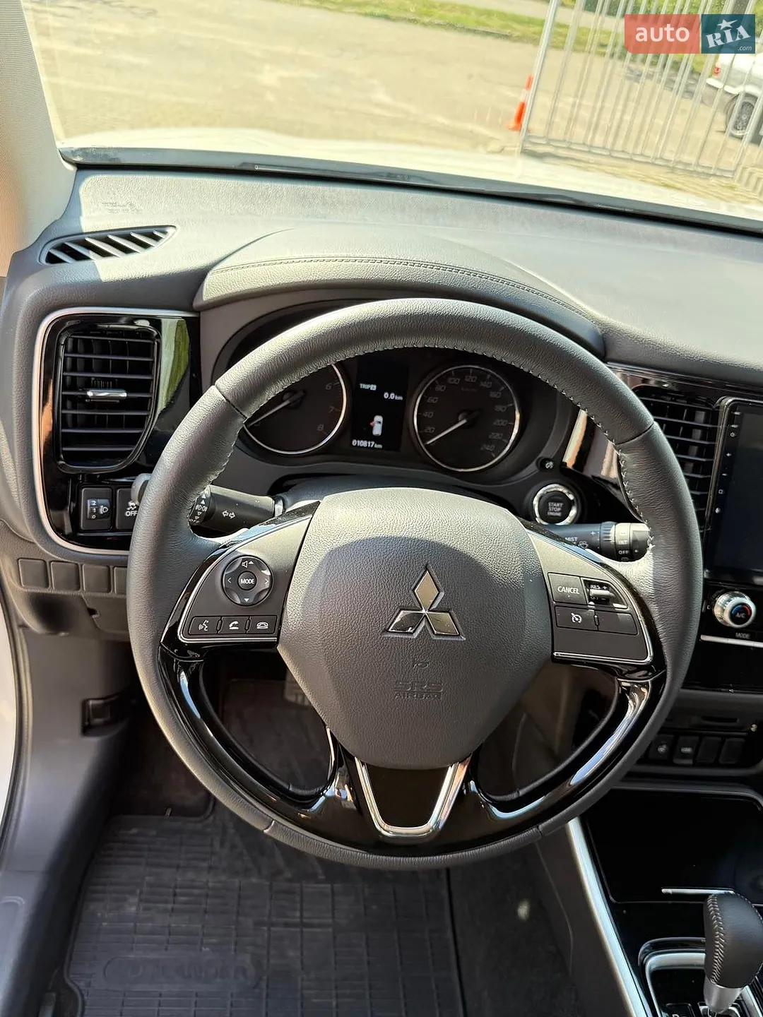 2023 Mitsubishi Outlander - мініатюра 12