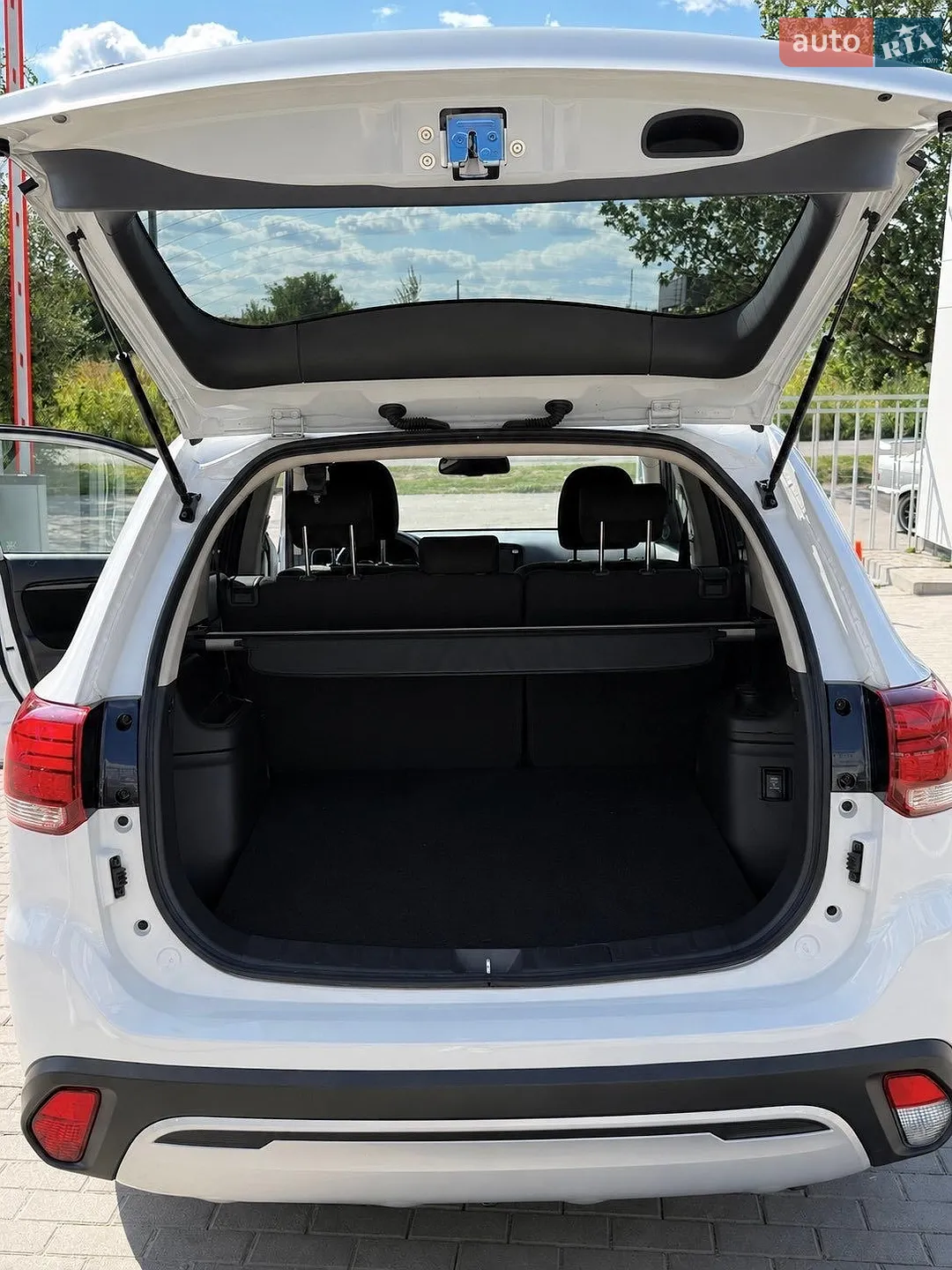 2023 Mitsubishi Outlander - мініатюра 9
