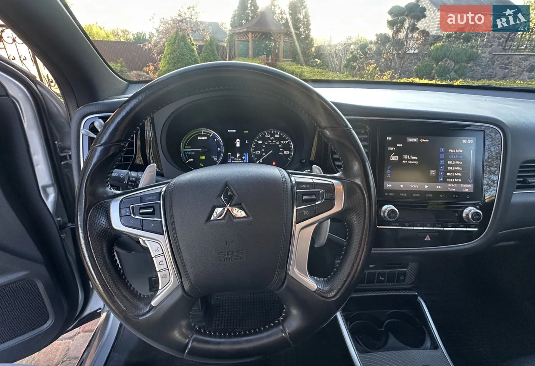 2022 Mitsubishi Outlander - мініатюра 12
