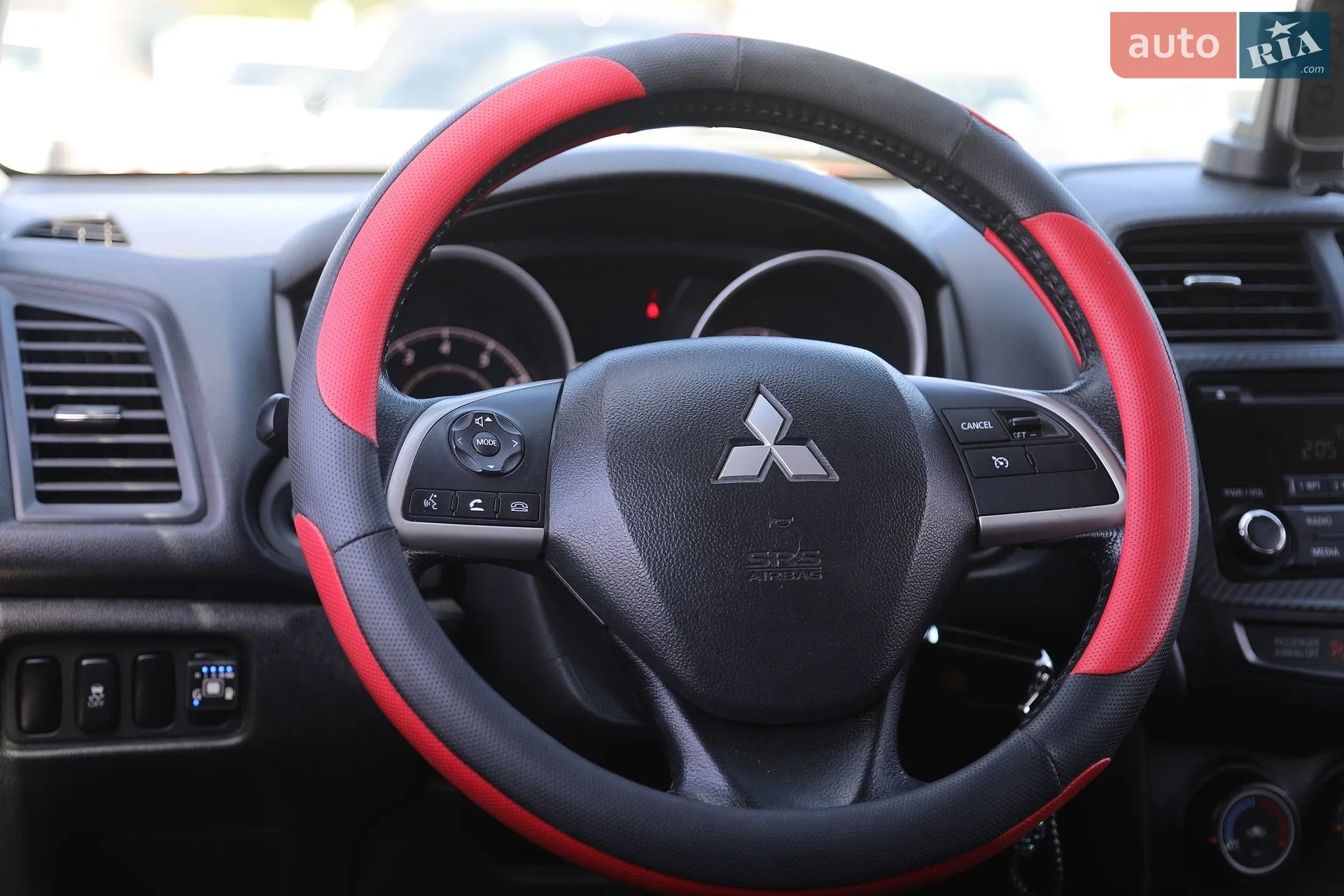 2015 Mitsubishi Outlander - мініатюра 17