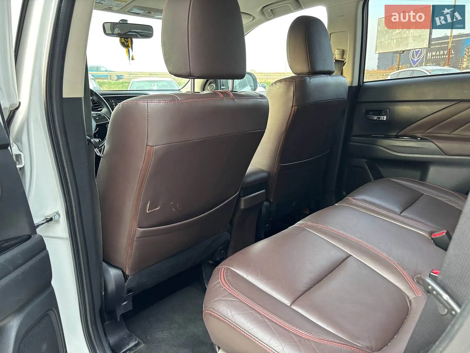 2016 Mitsubishi Outlander - мініатюра 39