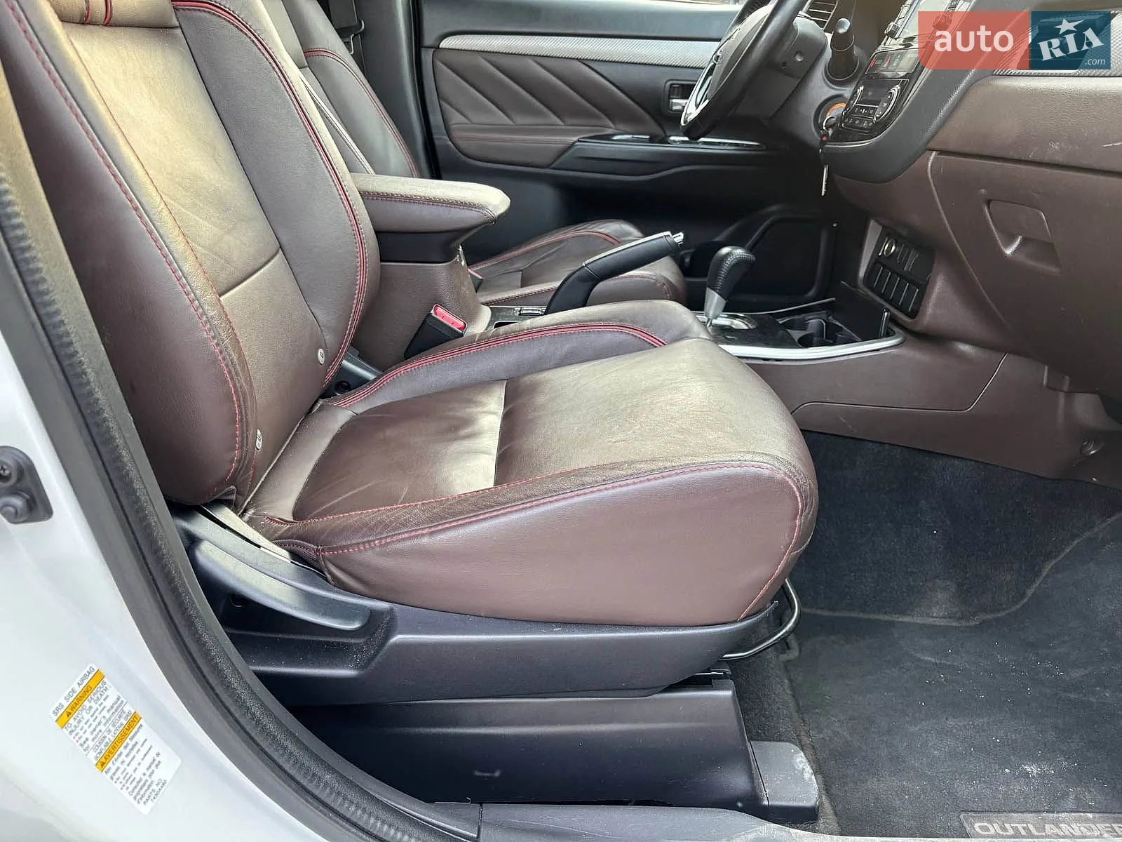 2016 Mitsubishi Outlander - мініатюра 43