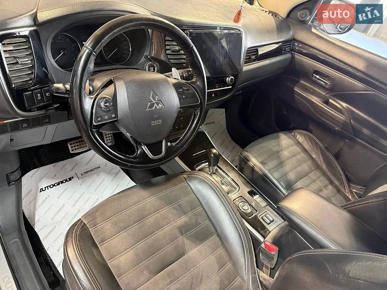 2021 Mitsubishi Outlander - мініатюра 16