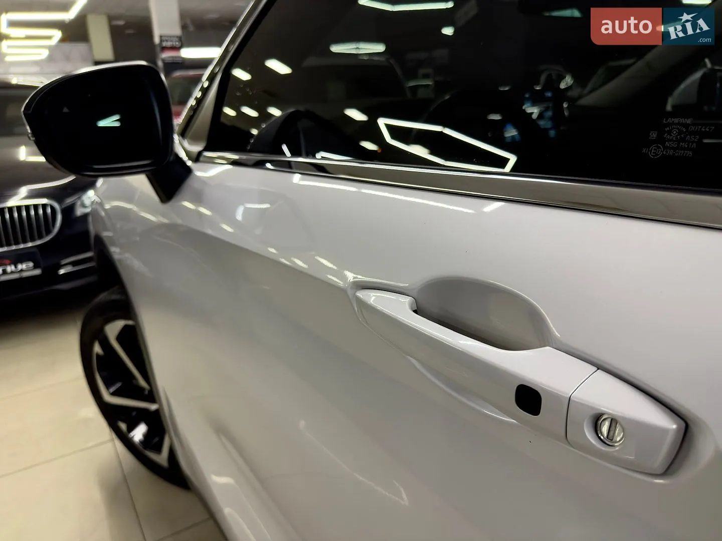2022 Mitsubishi Outlander - мініатюра 8