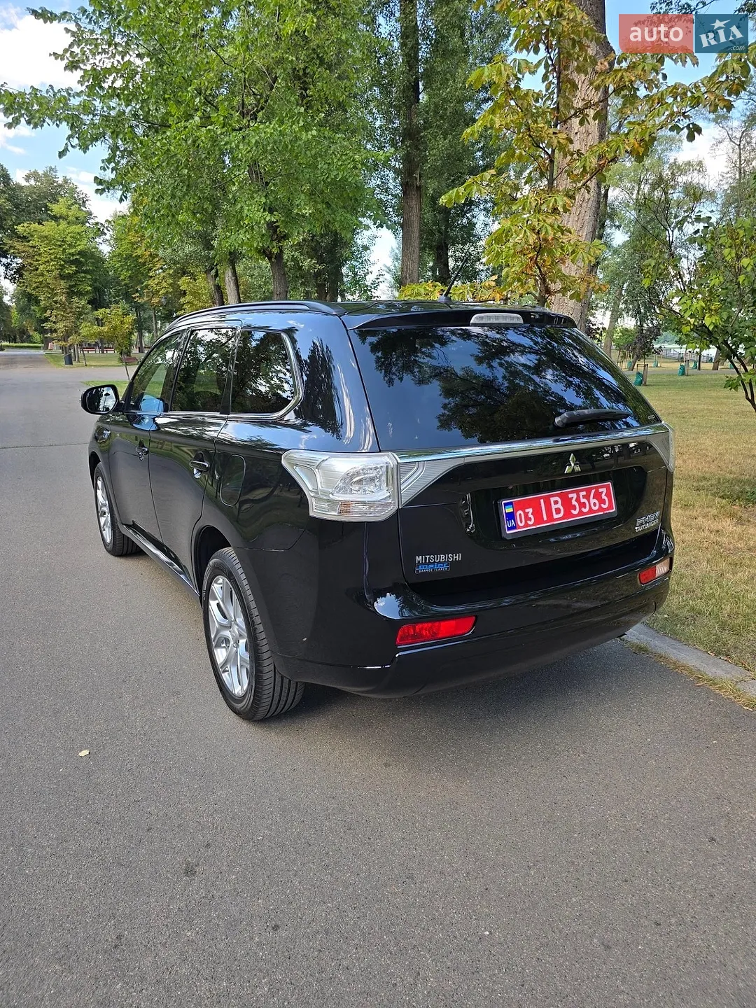 2014 Mitsubishi Outlander - мініатюра 8