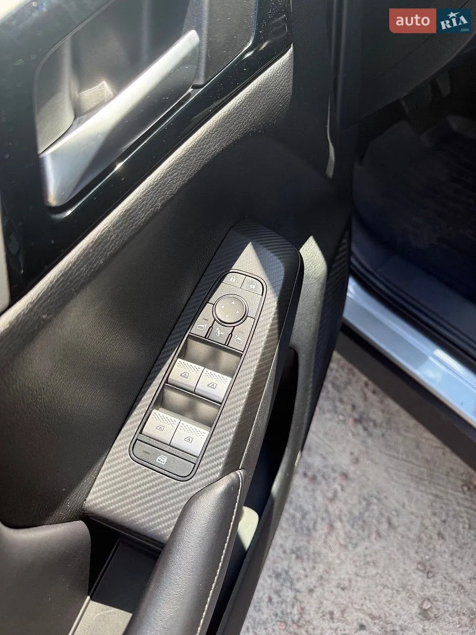 2023 Mitsubishi Outlander - мініатюра 12