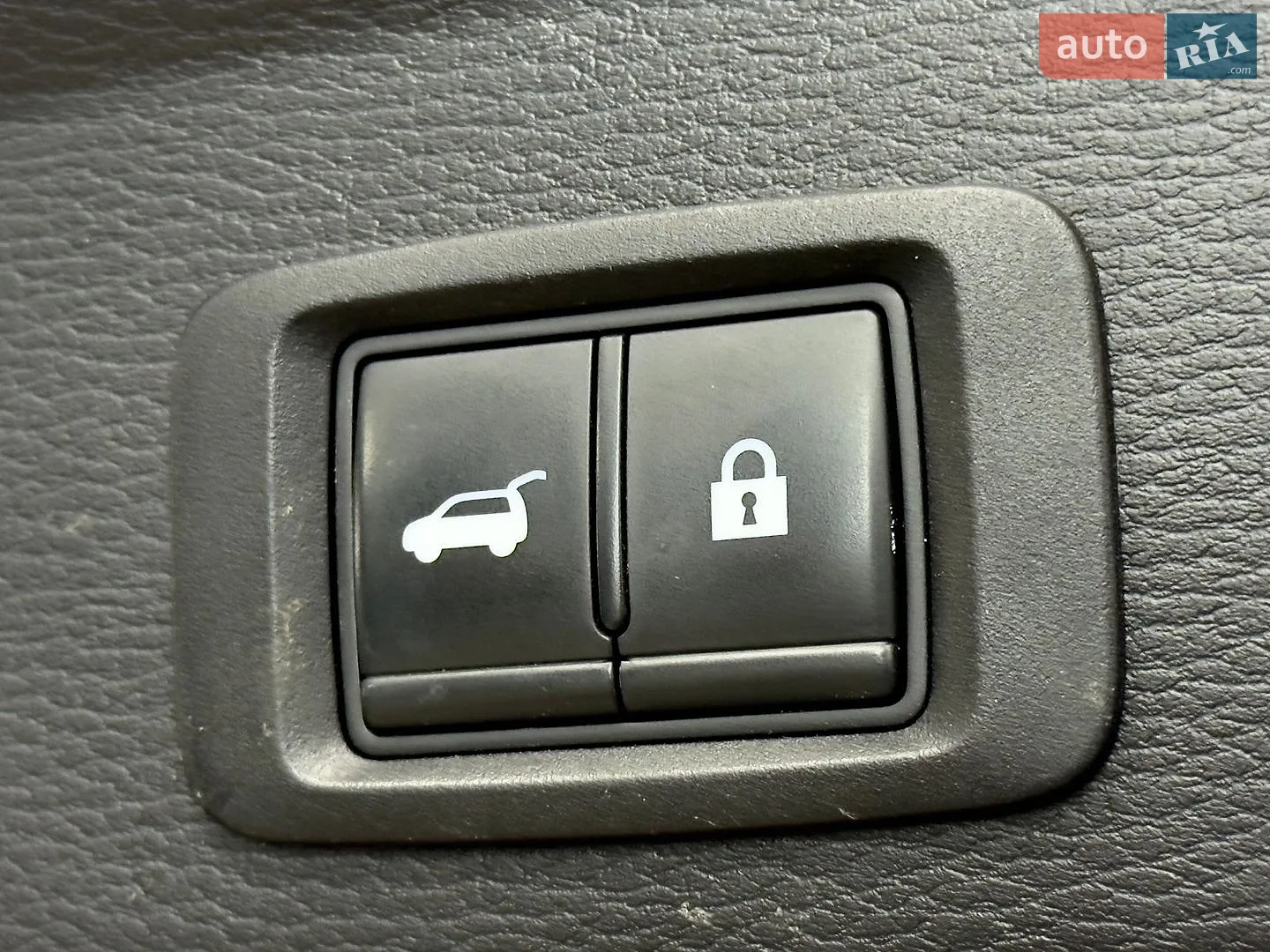 2021 Mitsubishi Outlander - мініатюра 15