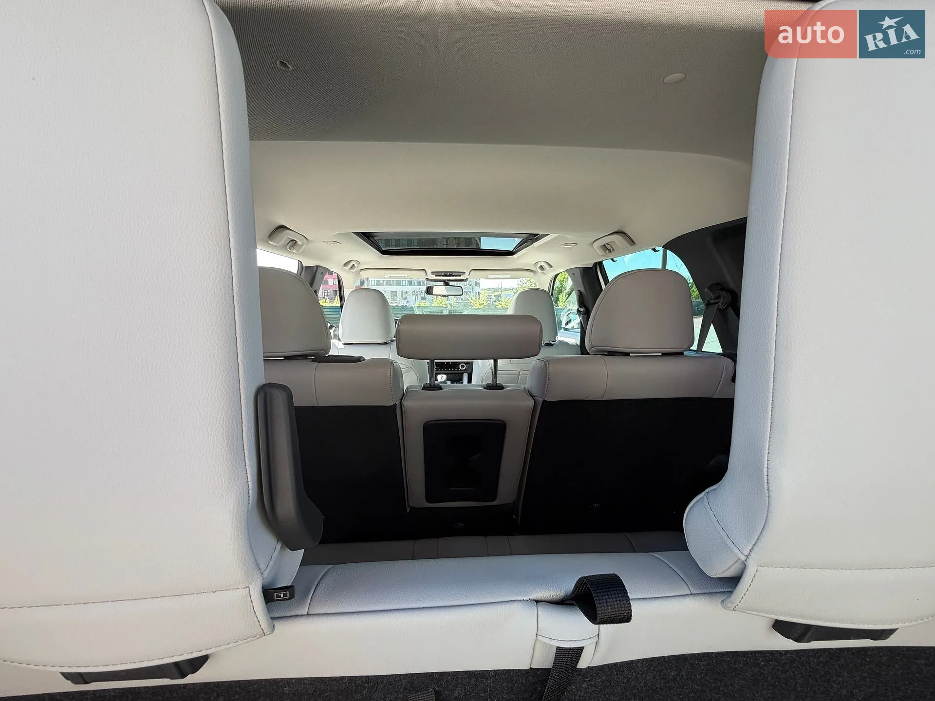 2022 Mitsubishi Outlander - мініатюра 15