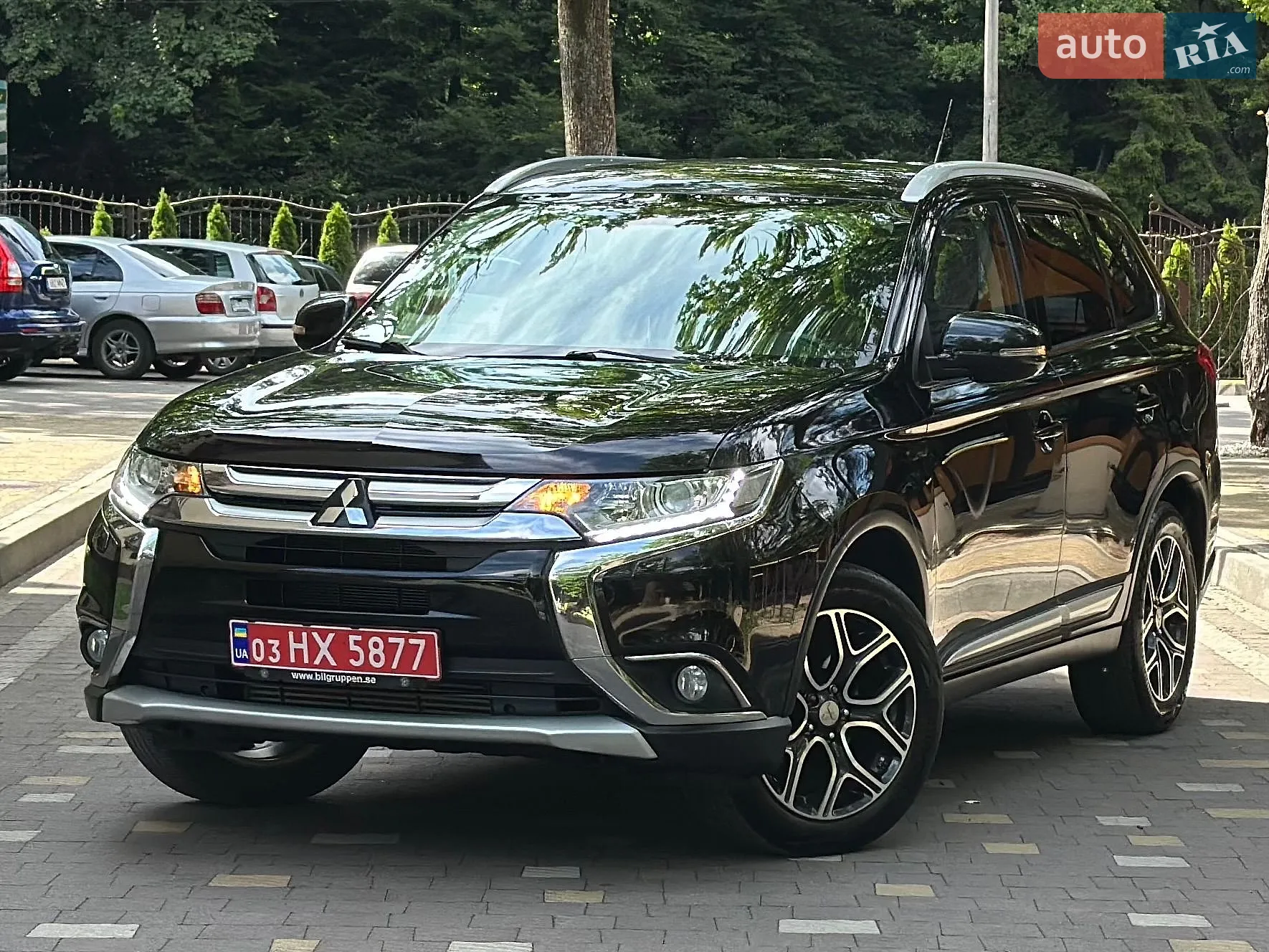 2016 Mitsubishi Outlander - мініатюра 3