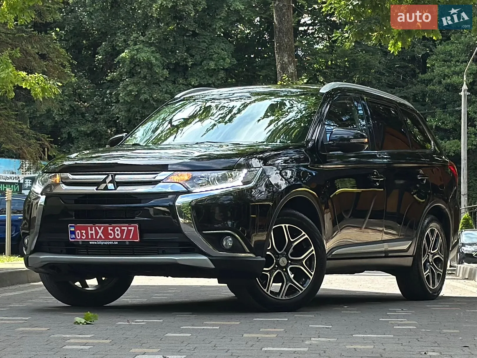2016 Mitsubishi Outlander - мініатюра 13