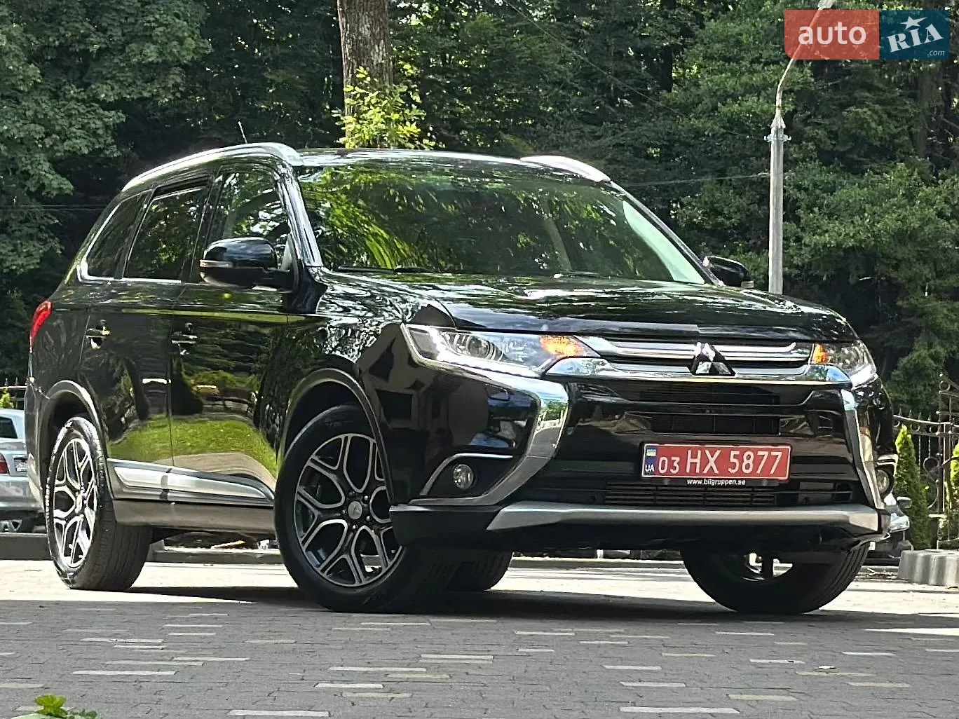 2016 Mitsubishi Outlander - мініатюра 30
