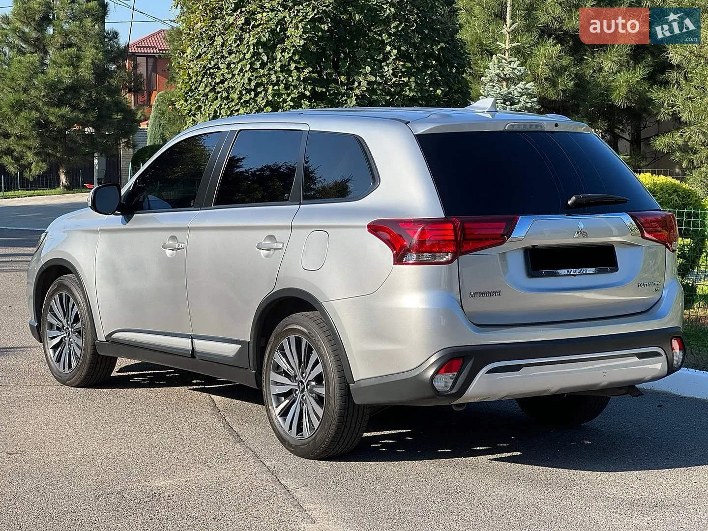 2018 Mitsubishi Outlander - мініатюра 2