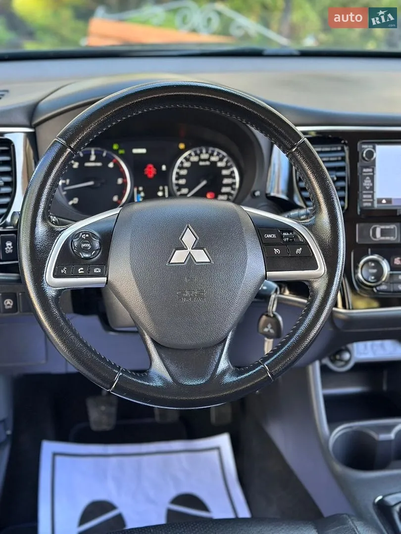 2014 Mitsubishi Outlander - мініатюра 58