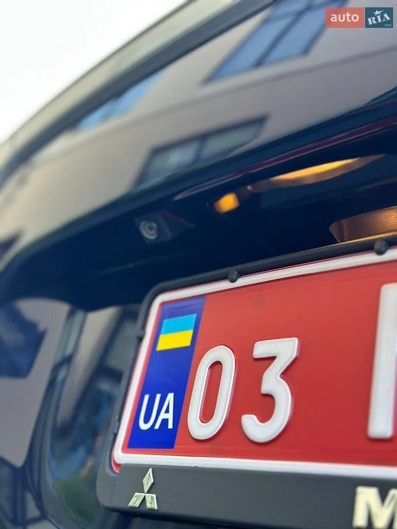 2014 Mitsubishi Outlander - мініатюра 140
