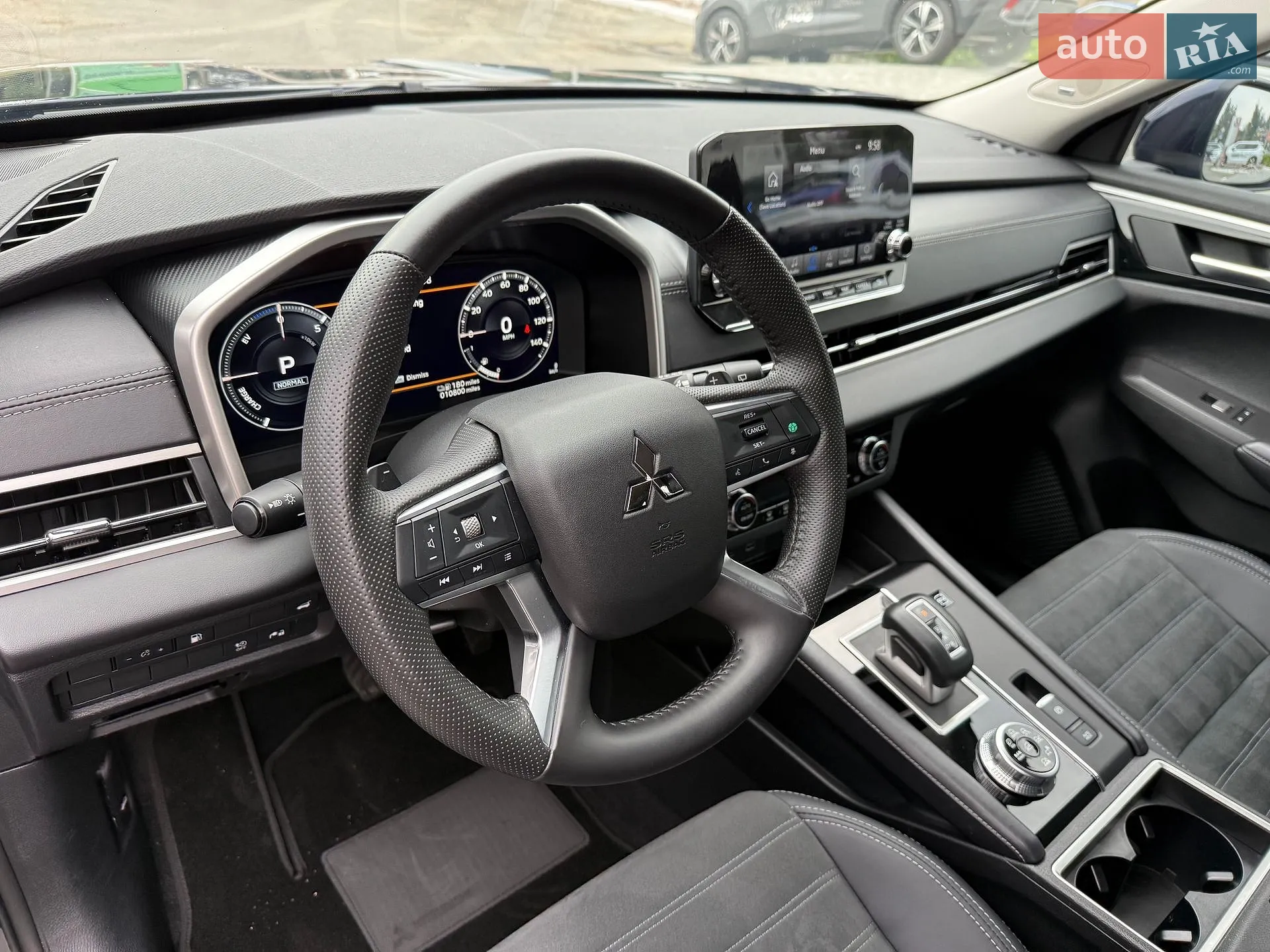 2024 Mitsubishi Outlander - мініатюра 12