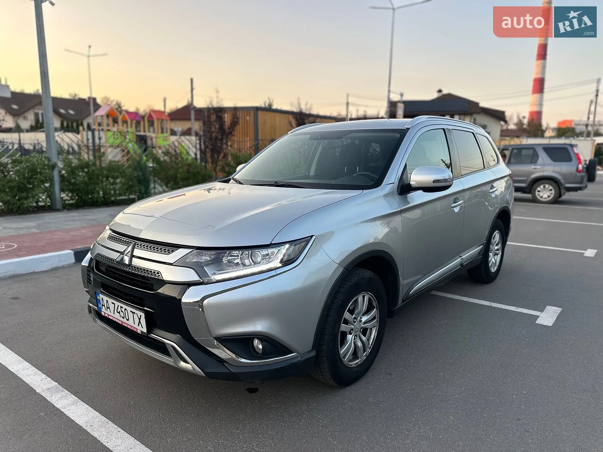 2018 Mitsubishi Outlander - мініатюра 8