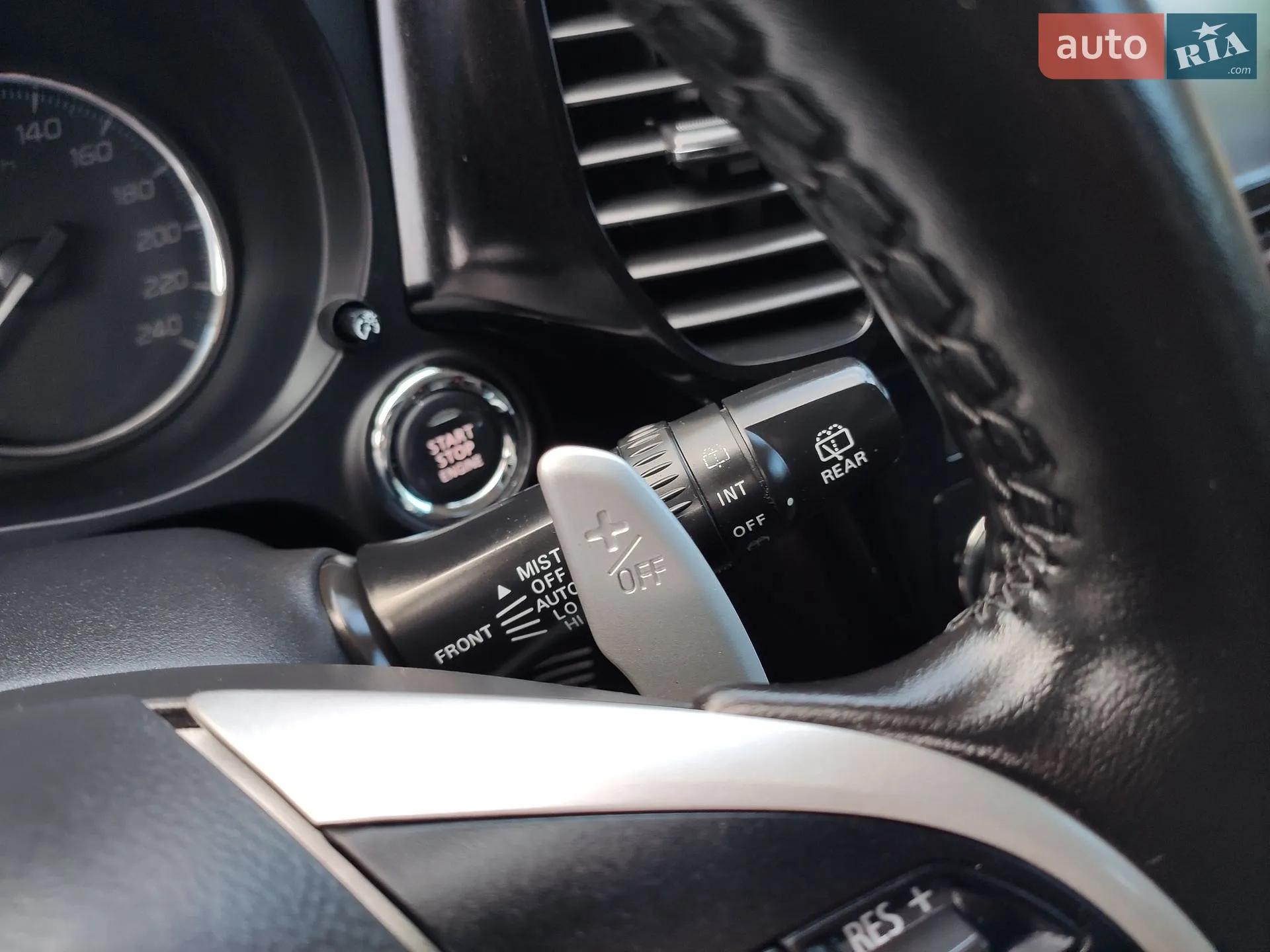 2015 Mitsubishi Outlander - мініатюра 43