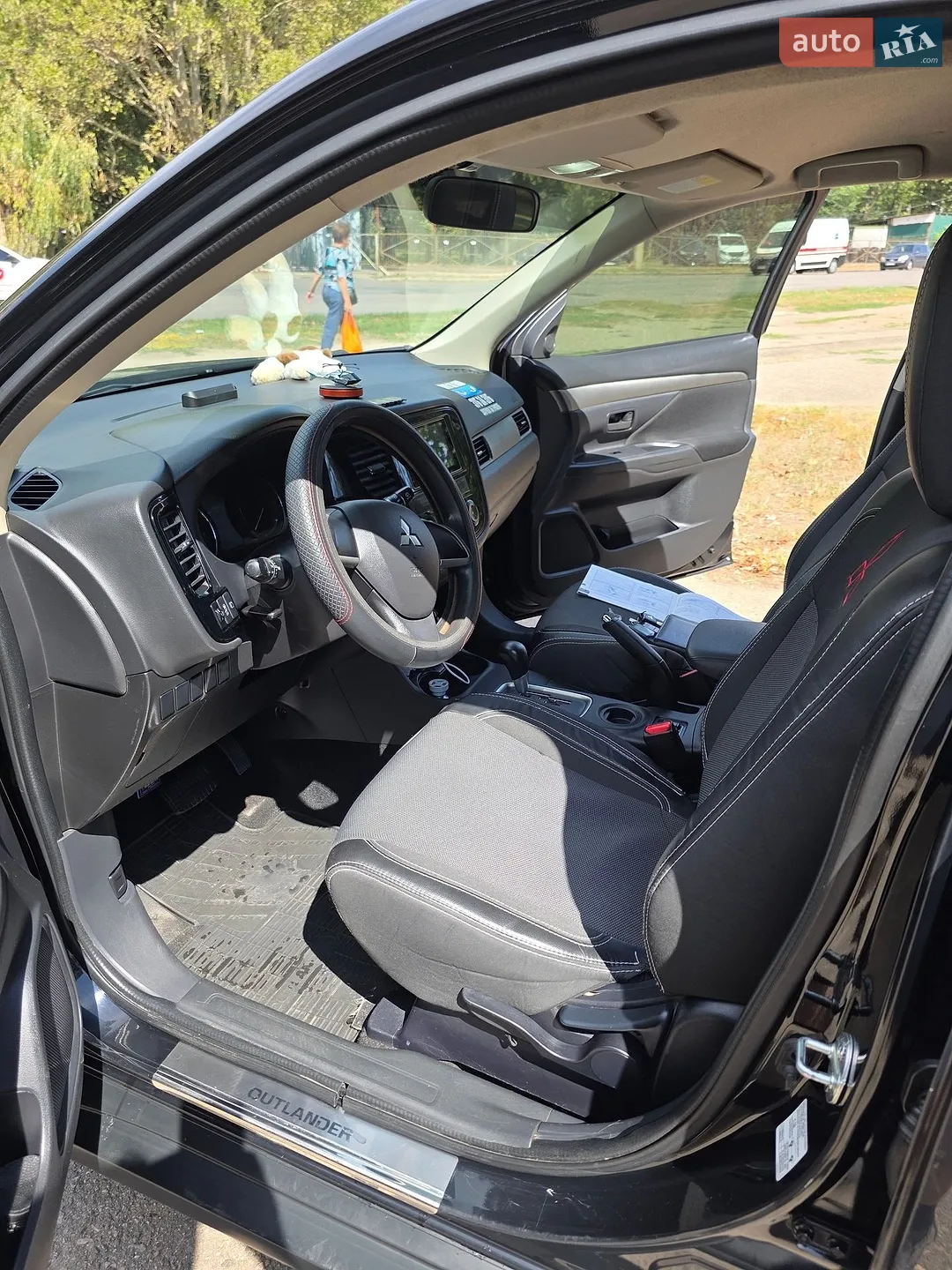 2014 Mitsubishi Outlander - мініатюра 8