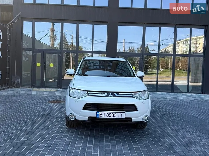 Mitsubishi Outlander