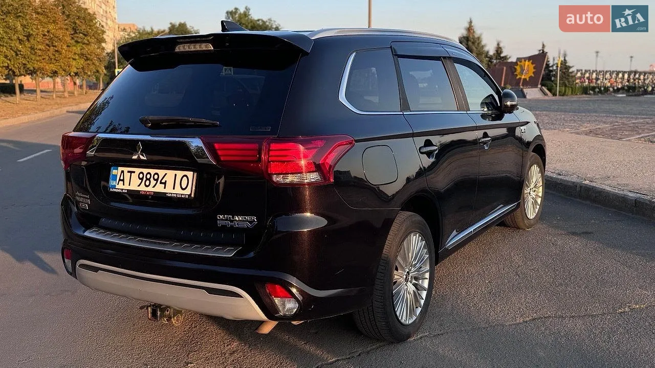 2019 Mitsubishi Outlander - мініатюра 11