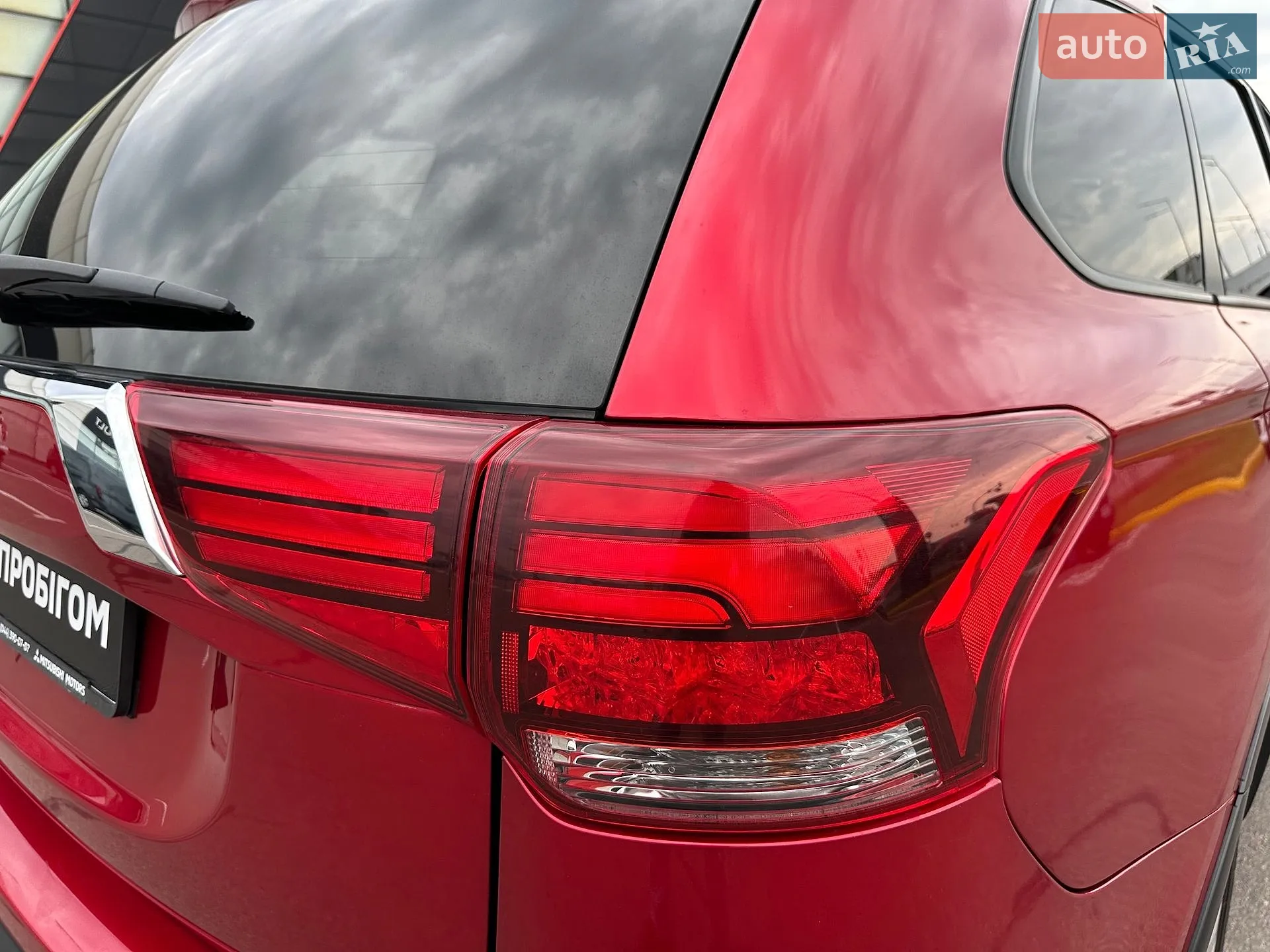 2020 Mitsubishi Outlander - мініатюра 11