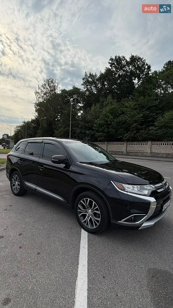 2015 Mitsubishi Outlander - мініатюра 14