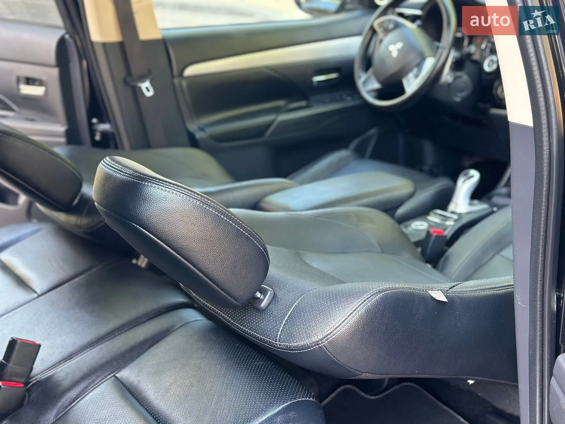 2015 Mitsubishi Outlander - мініатюра 65