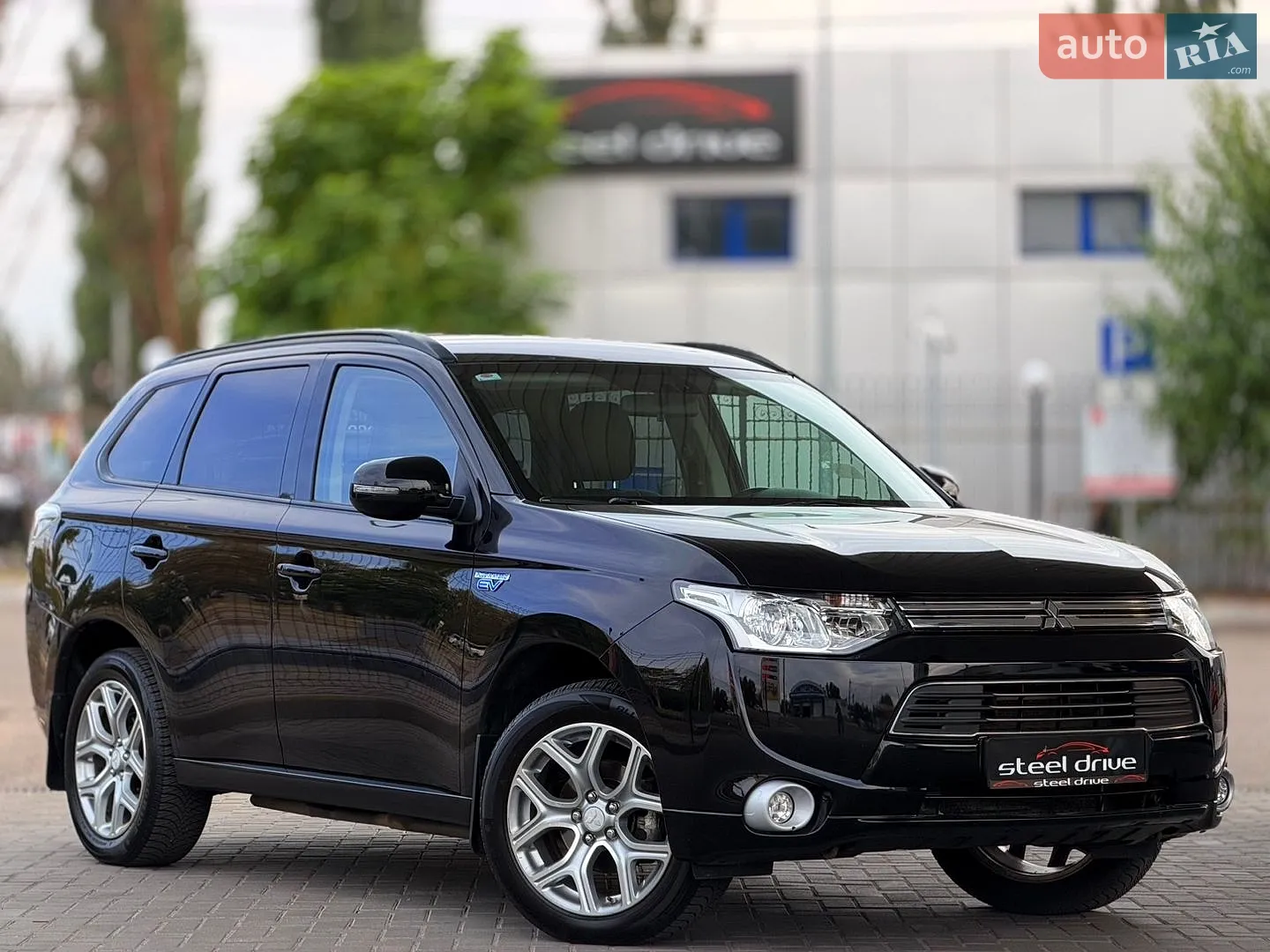 2014 Mitsubishi Outlander - мініатюра 3