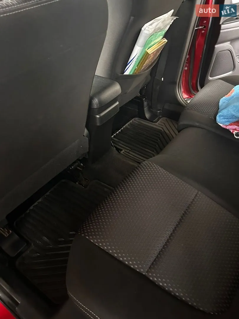 2015 Mitsubishi Outlander - мініатюра 18