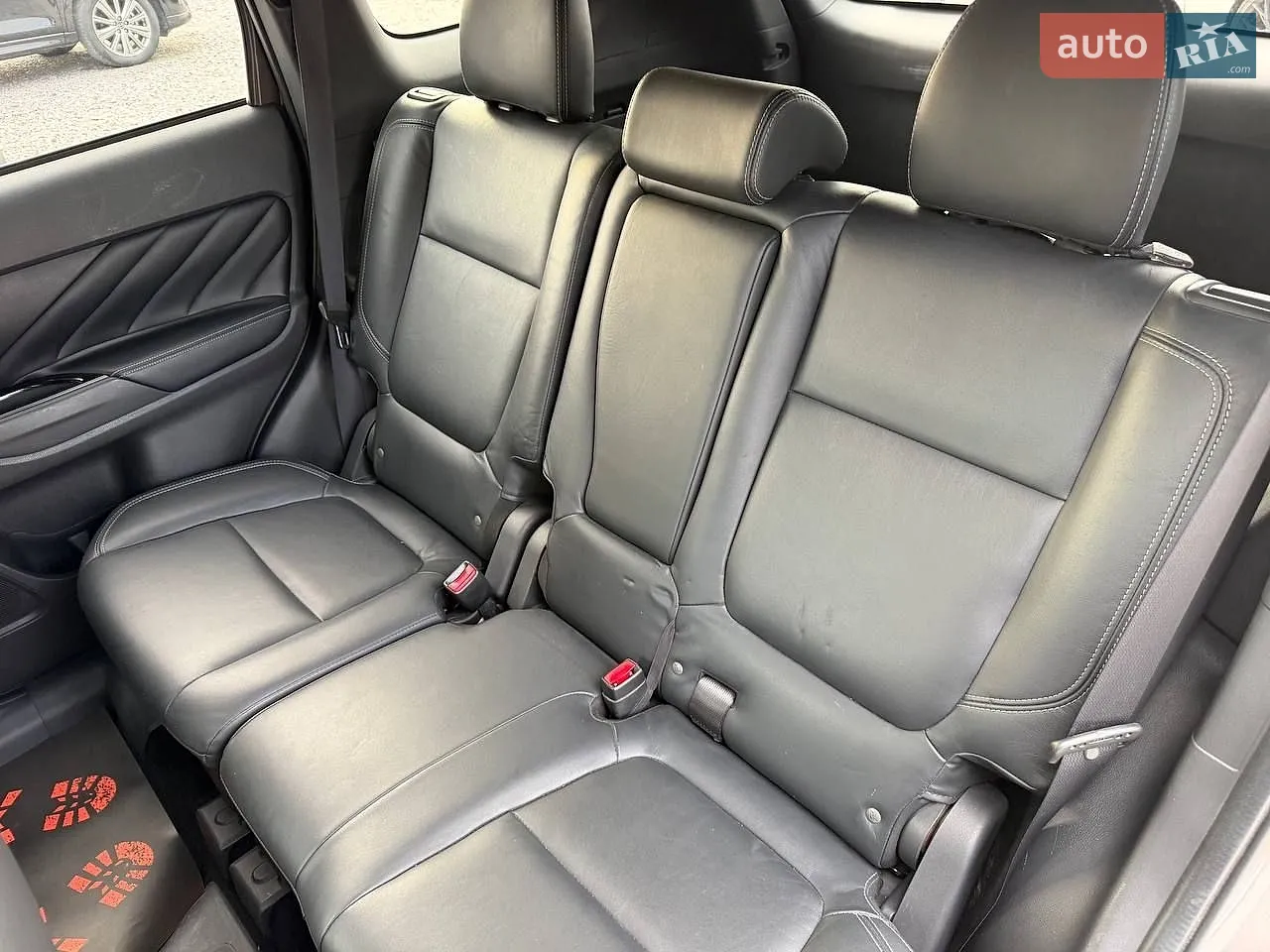 2019 Mitsubishi Outlander - мініатюра 14